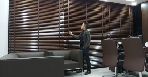 Cách sử dụng rèm gỗ